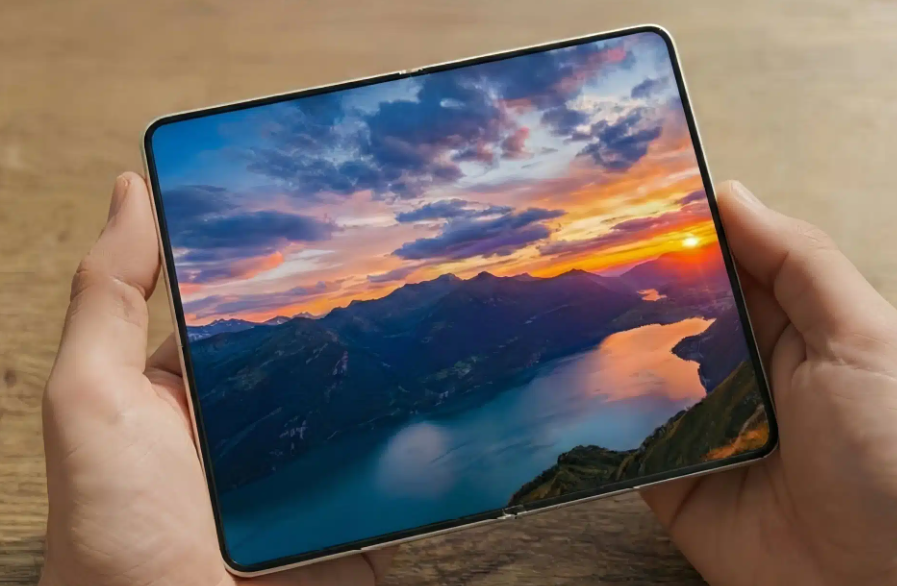 Samsung Galaxy Z Fold 8 Wide ok