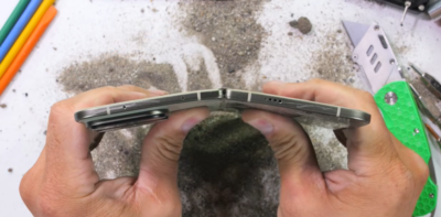 Pixel 11 Pro Fold bend test